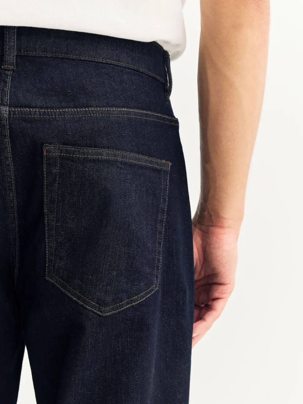 Indigo Rinse Classic Stretch Relaxed Fit Jeans