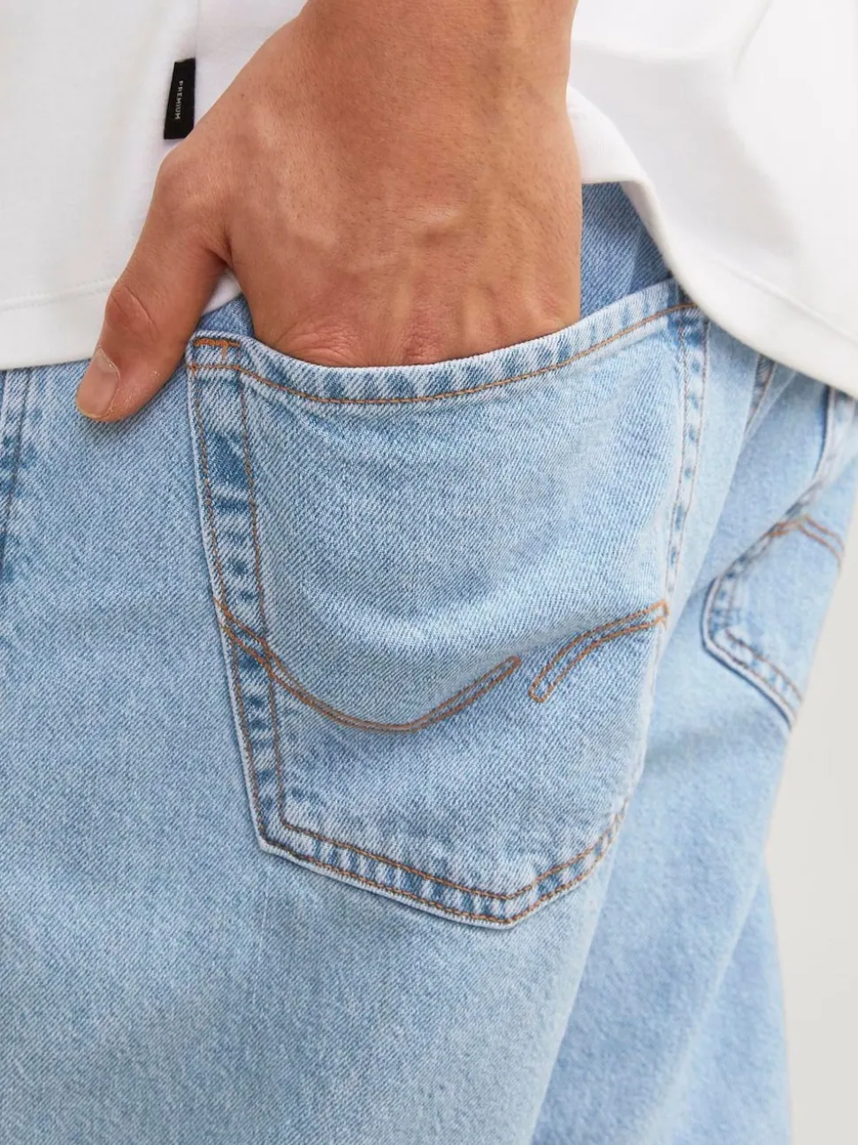 JACK & JONES Light Blue Loose Fit Eddie Jeans