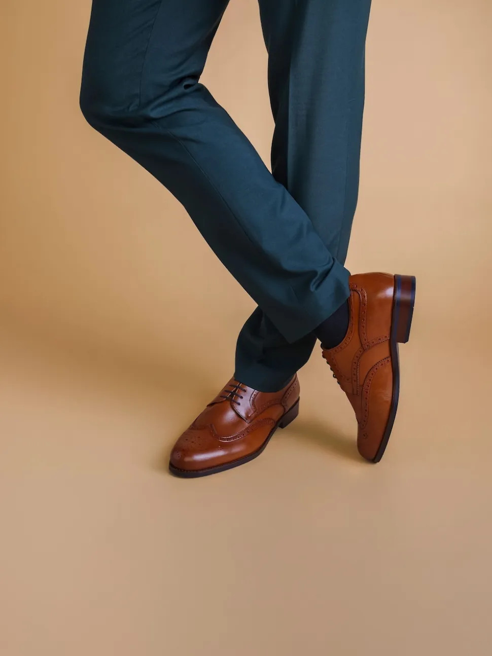 Jones Bootmaker Natural Mens Manning Wide Fit Brogues Shoes