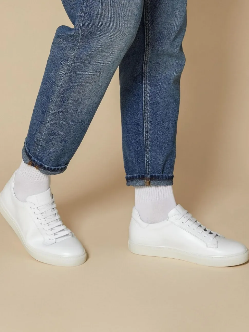 Jones Bootmaker White Regular Fit Mens Simon Leather Trainers