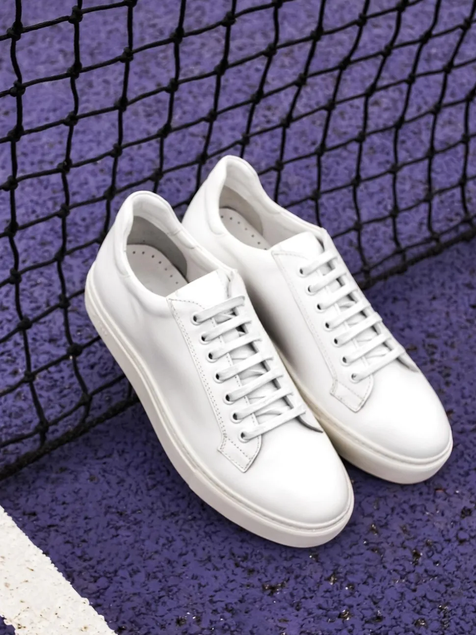 Jones Bootmaker White Regular Fit Mens Simon Leather Trainers