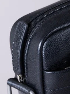 Lakeland Leather Black Crummock Reporter Bag