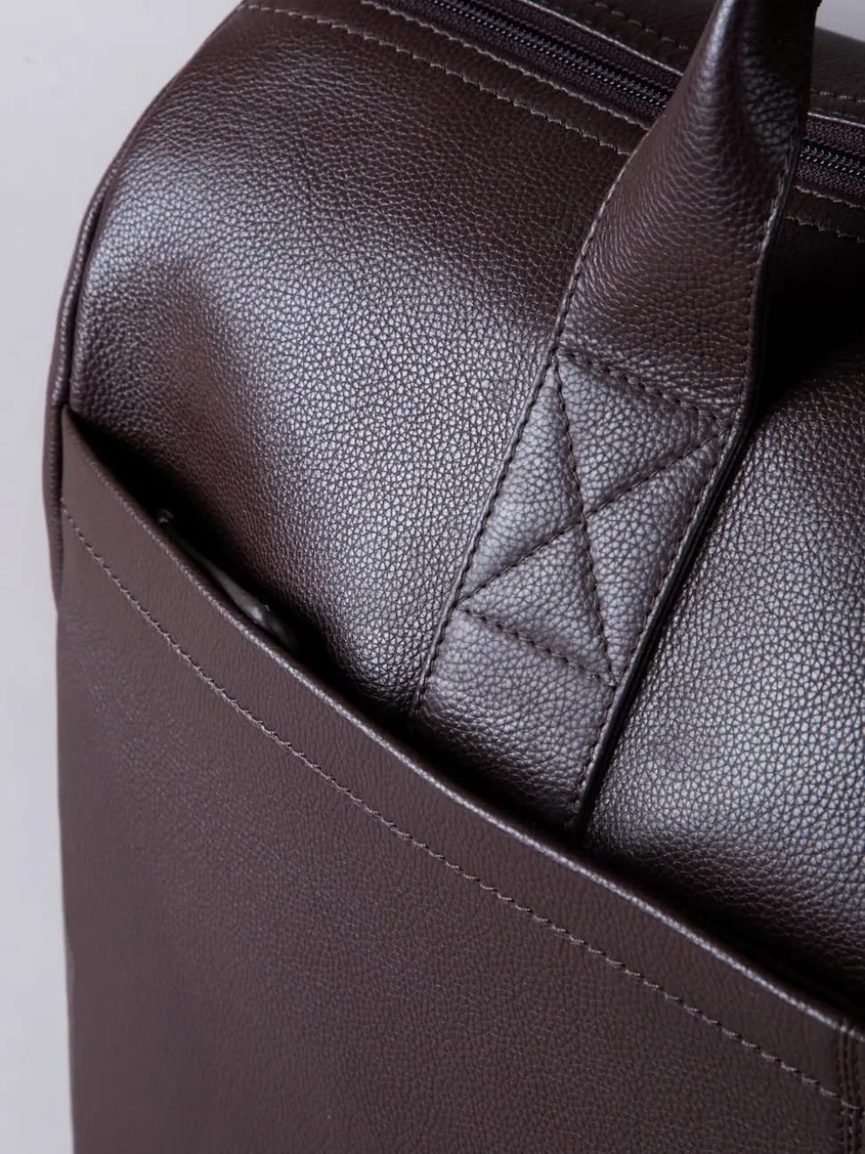 Lakeland Leather Brown Crummock Holdall
