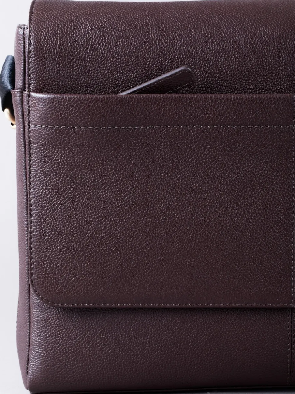 Lakeland Leather Brown Crummock Laptop Messenger Bag