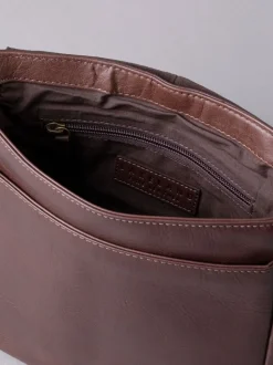 Lakeland Leather Brown Medium Keswick Messenger Bag