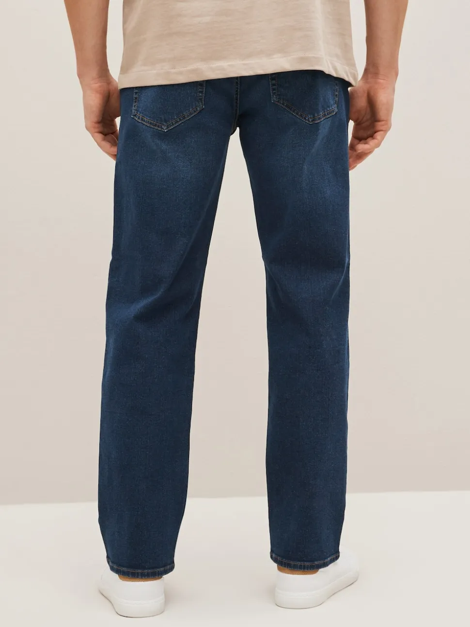 Mid Blue Straight Fit Straight Fit Essential Stretch Jeans