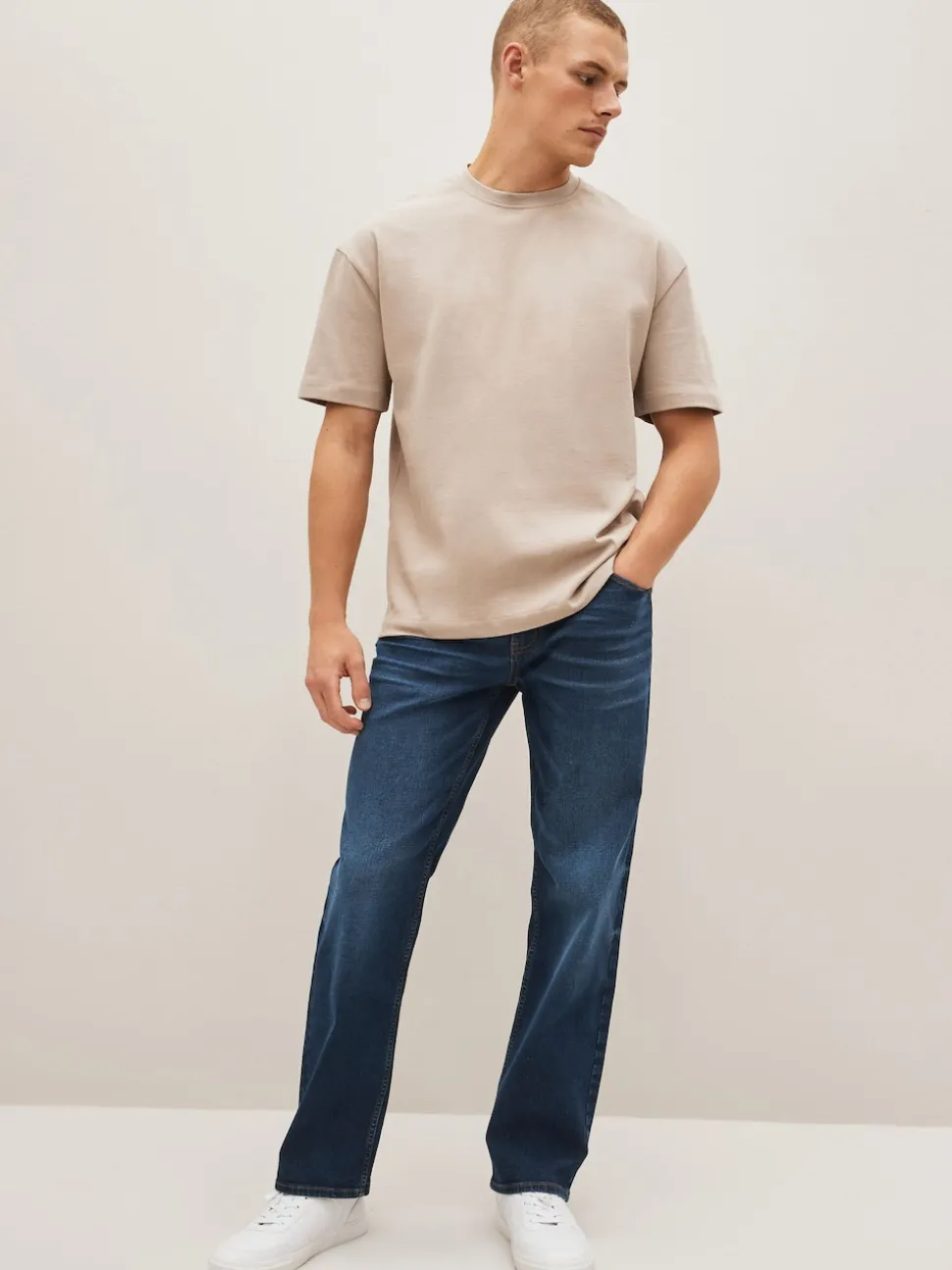 Mid Blue Straight Fit Straight Fit Essential Stretch Jeans