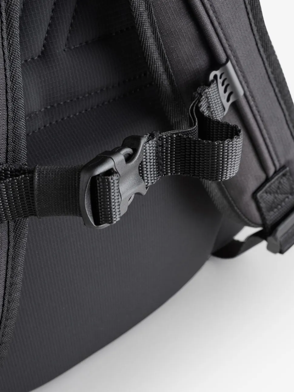 Montirex Black MTX Trail 2.0 Backpack