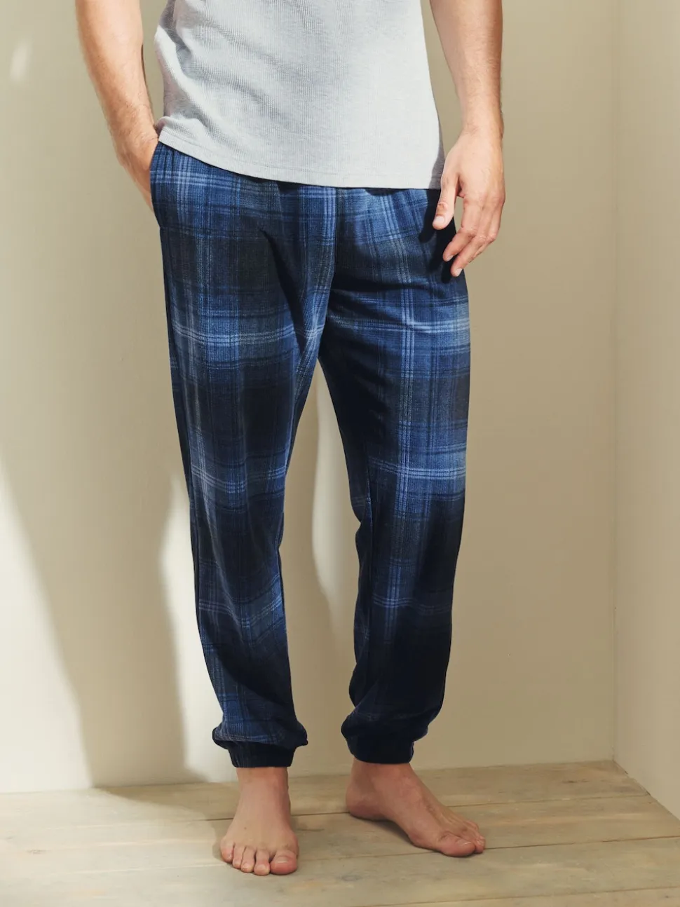Navy Blue/Grey Textured Cosy Motionflex Cuffed Pyjamas Set