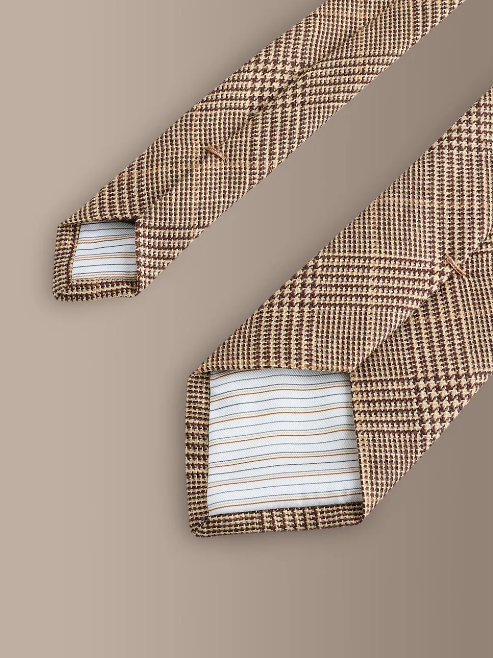 Neutral Signature Premium Tie