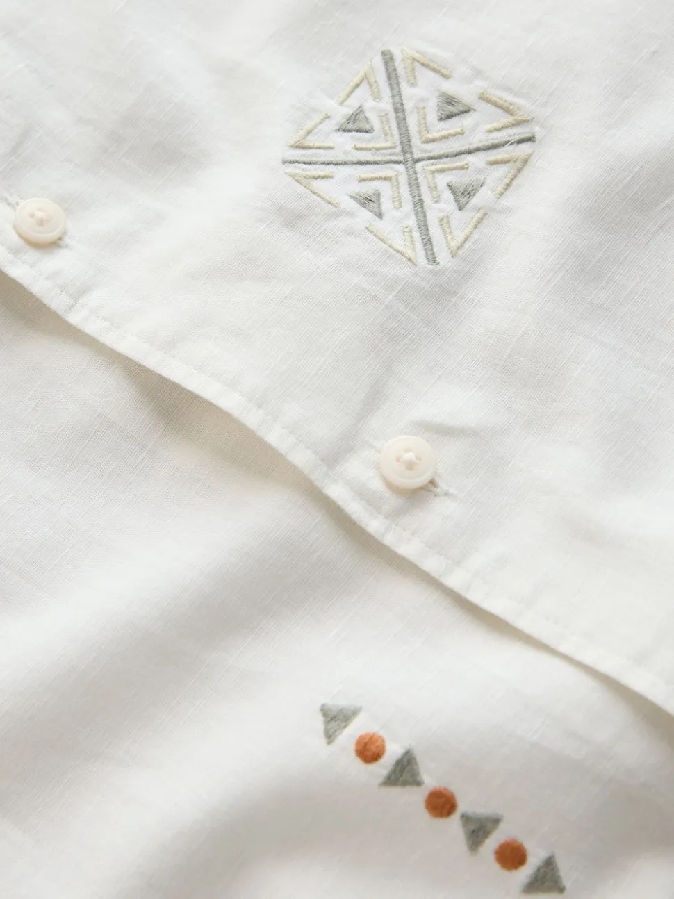 Neutral Textured Embroidered Navajo Style Short Sleeve Shirt