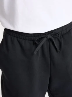 New Balance Black Mens Essential French Terry 7inch Shorts