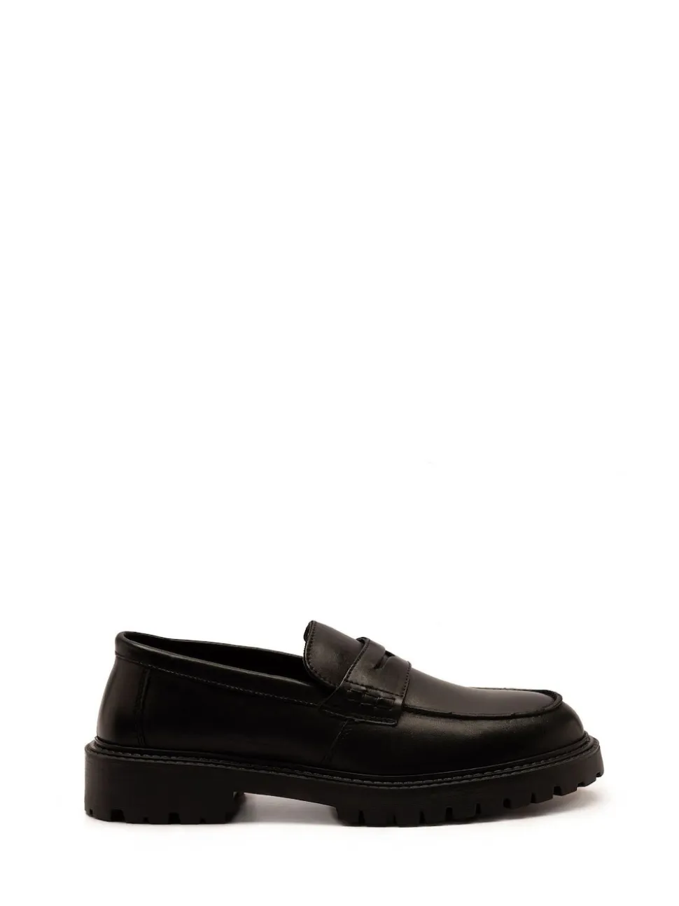 Off The Hook Black Bowie Leather Elevated Loafers