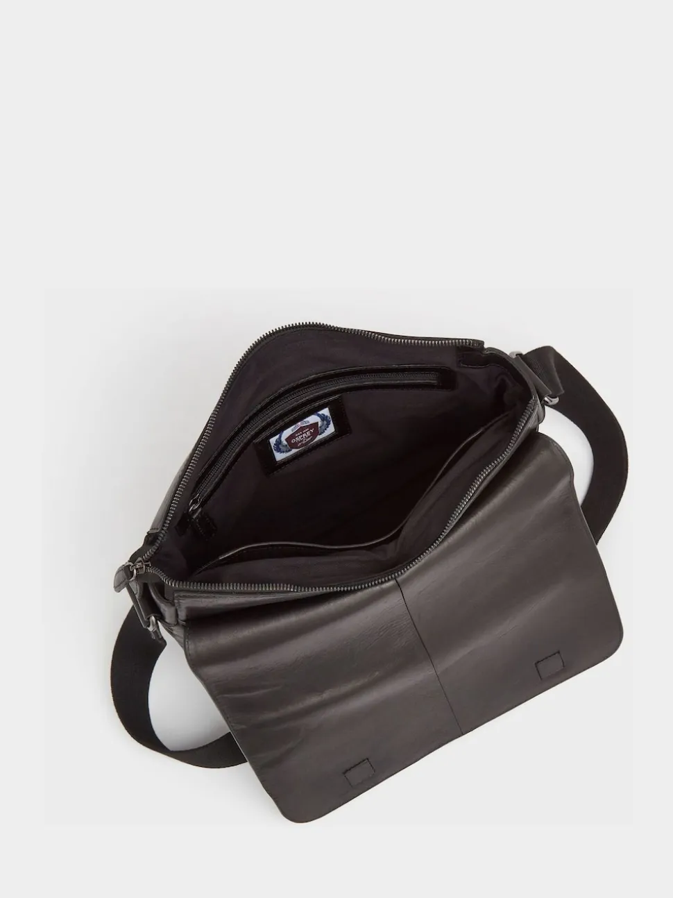 Osprey London Black Carter Saddle Leather Large Messenger Bag