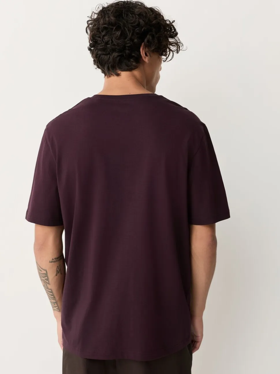 Purple Regular Fit Essential V-Neck T-Shirt
