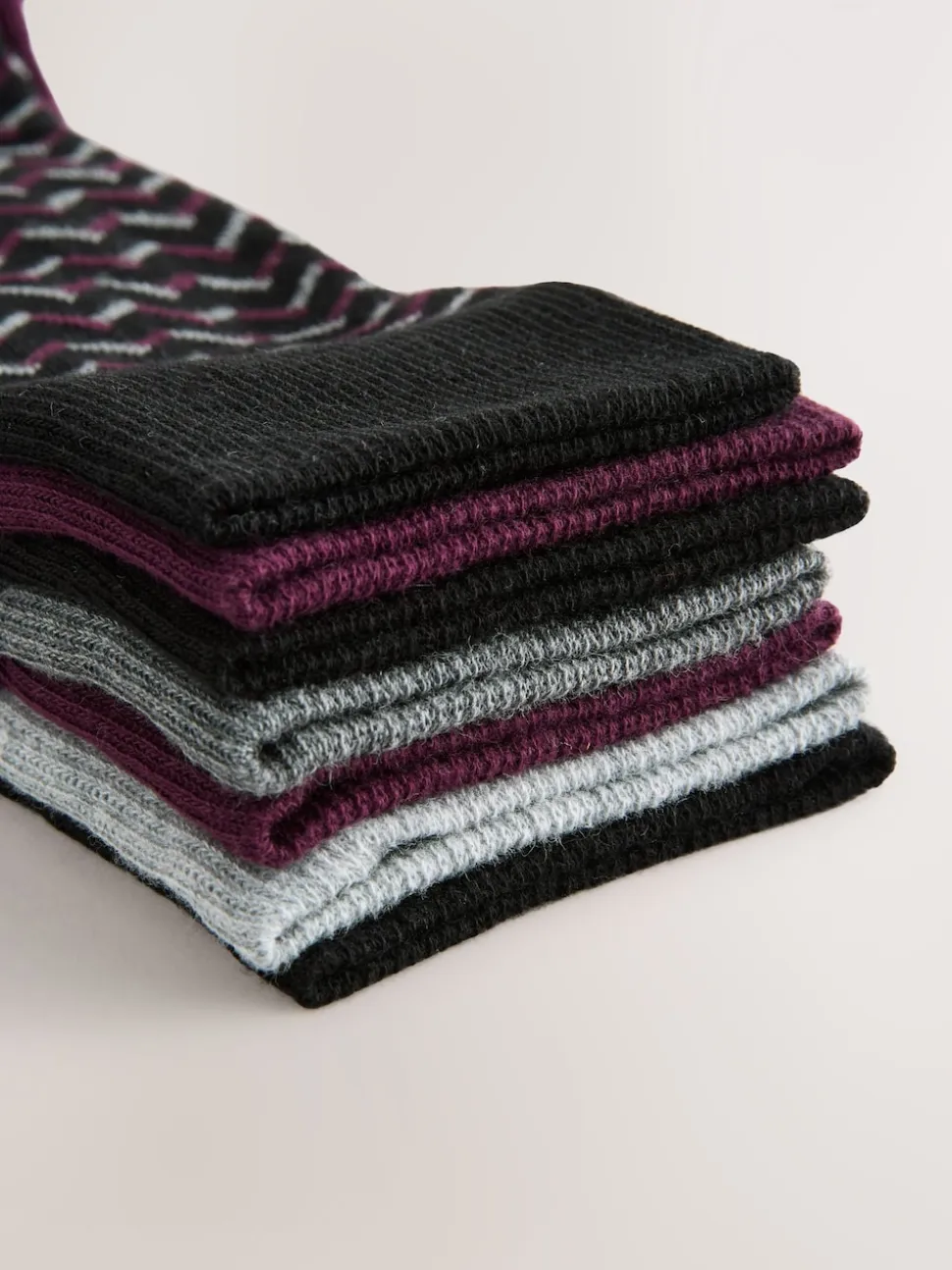 Red/Grey 7 Pack Cotton Rich Socks