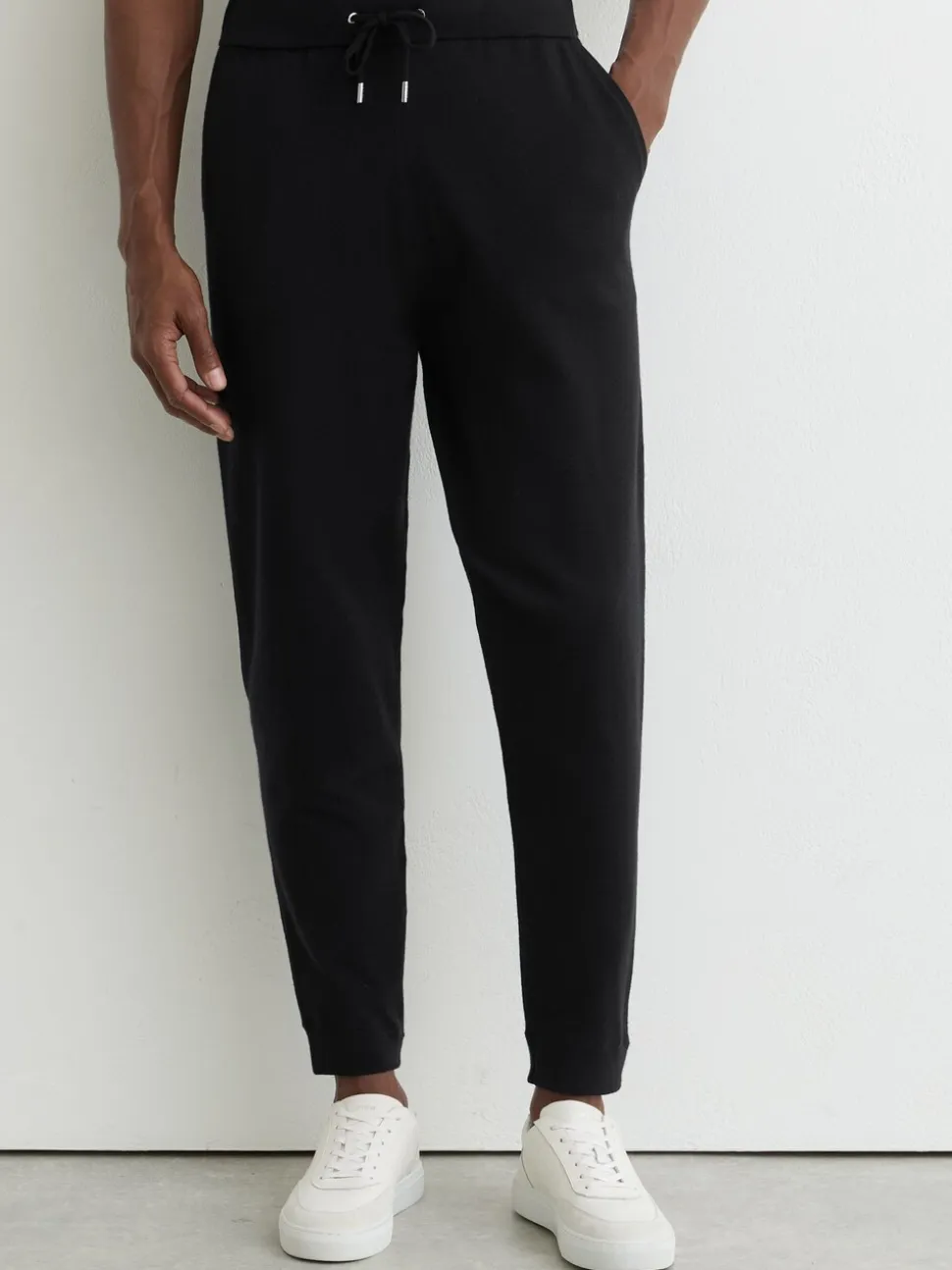 Reiss Black Billings Merino Wool-Blend Cuffed Joggers