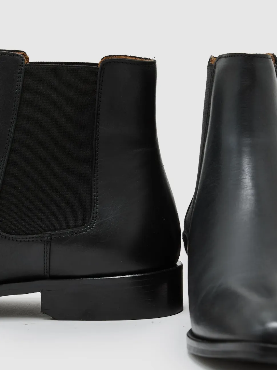 Reiss Black Elba Leather Chelsea Boots