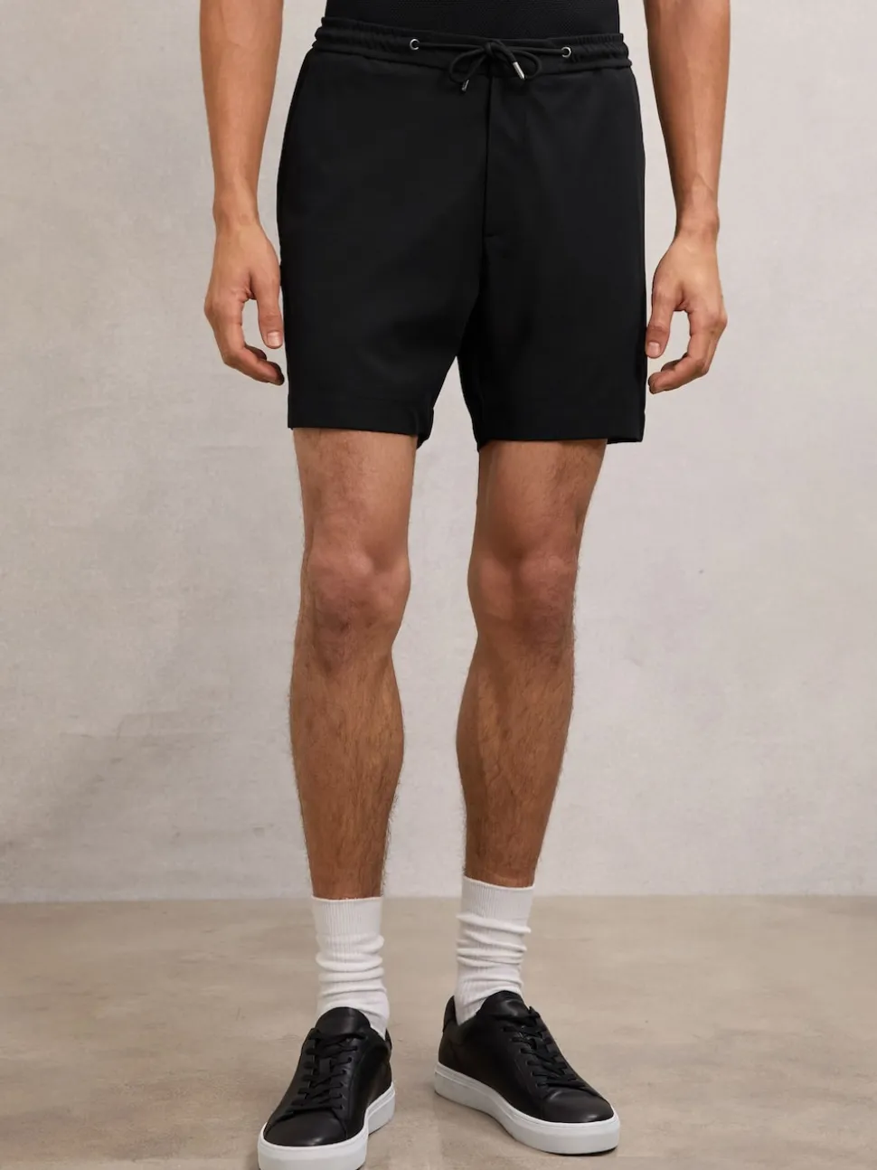 Reiss Black Newmark Textured Drawstring Shorts