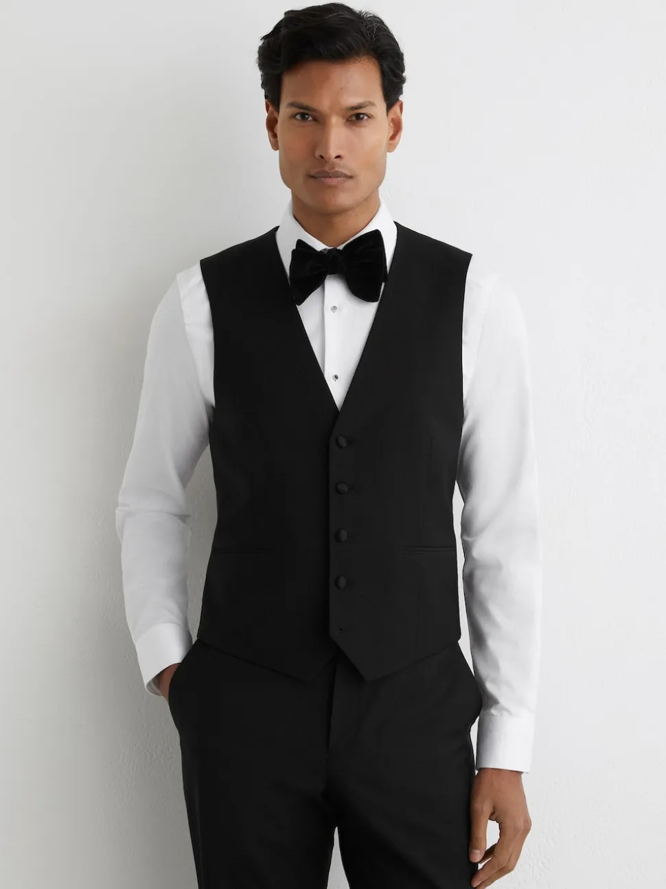 Reiss Black Poker Wool-Blend Tailored-Fit Waistcoat