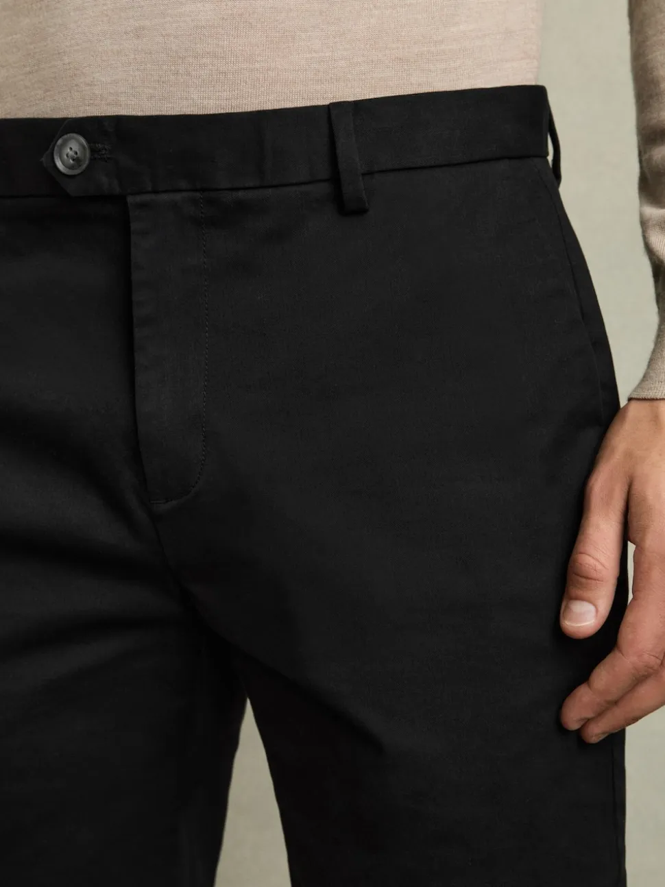 Reiss Black Wicket Cotton Chino Shorts with Stretch