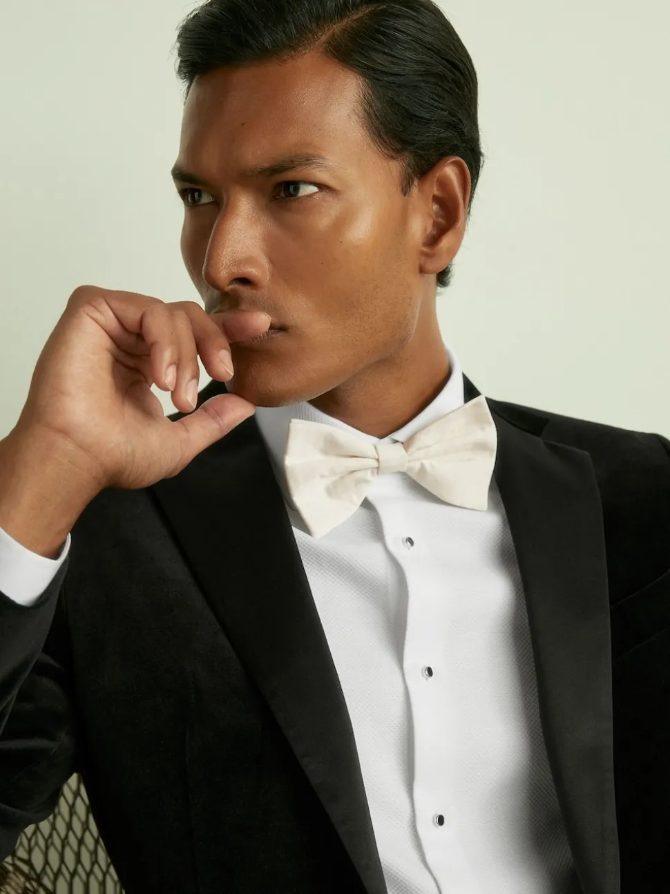 Reiss Ivory Boyle Grosgrain Silk Bow Tie