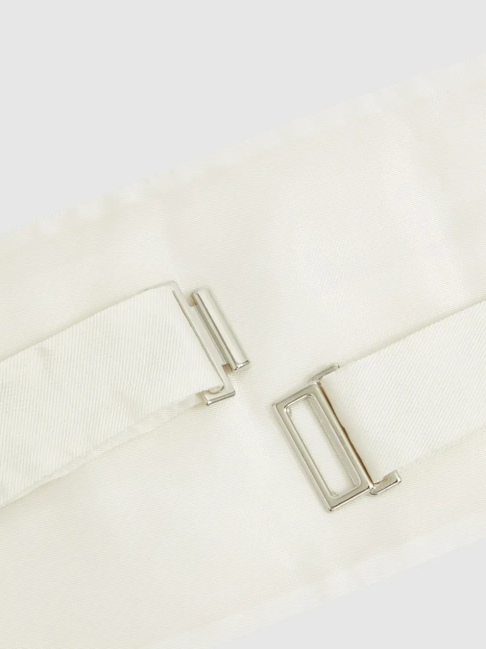 Reiss Ivory Cameron Silk Grosgrain Cummerbund