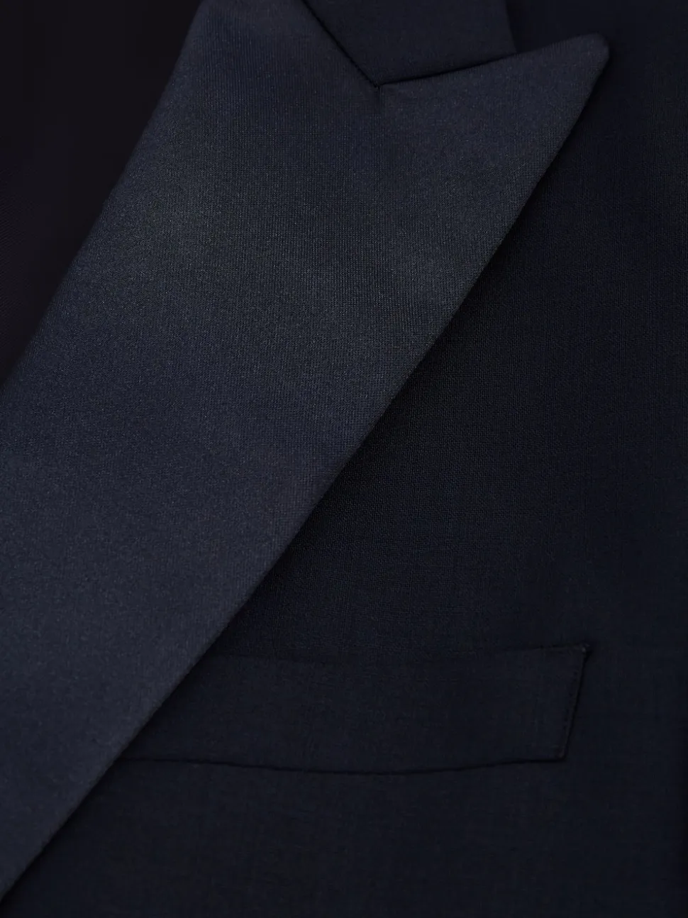 Reiss Navy Poker Modern Fit Performance Dinner Jacket