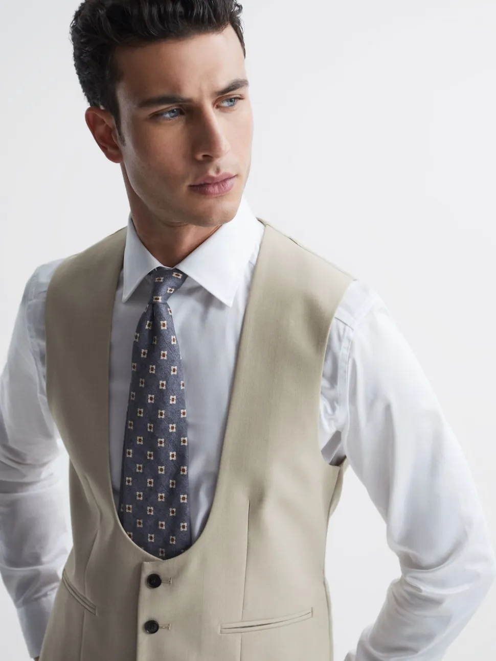 Reiss Stone Fine Horse Shoe Wool Slim Fit Waistcoat
