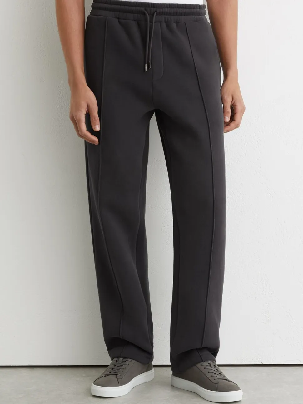 Reiss Washed Black Zeno Cotton-Blend Washed Drawstring Joggers