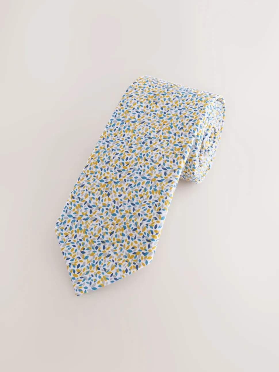 Scattered Leaves 100% Cotton Printed Tie