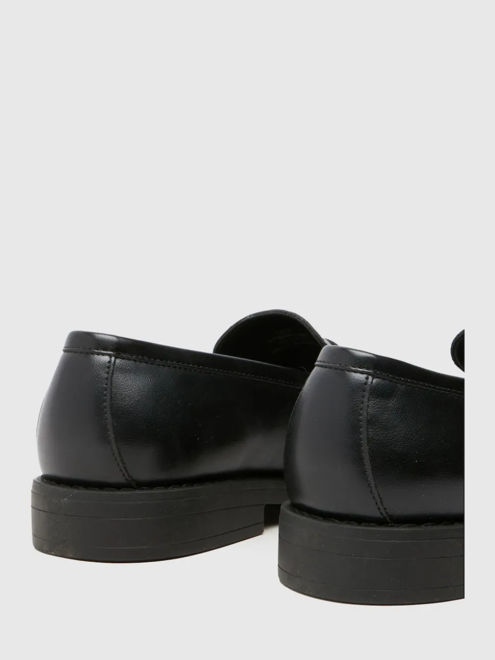 Schuh Black Rogan Loafers