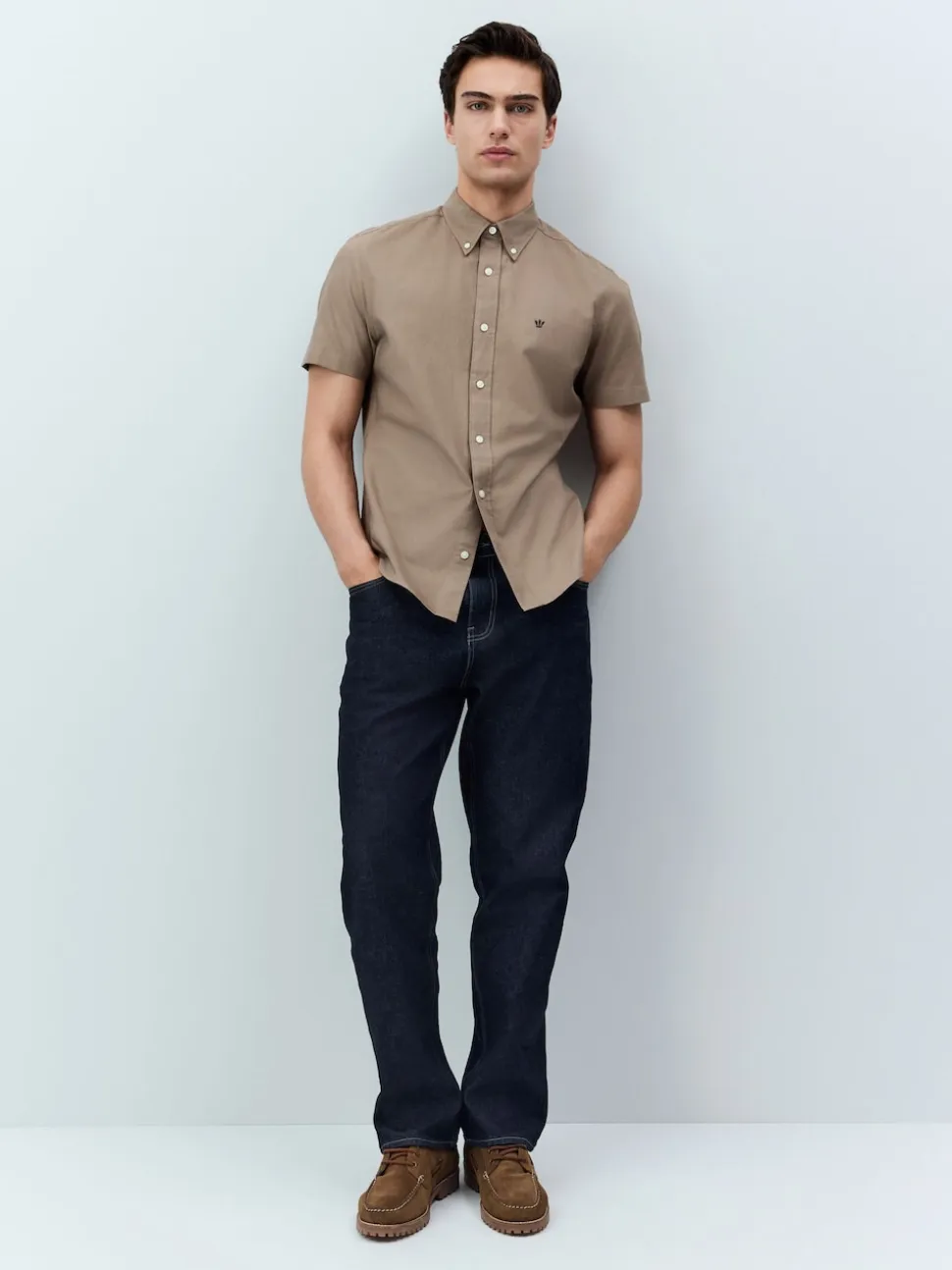 Stone Natural Stretch Oxford Short Sleeve Shirt