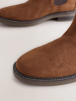 Tan Brown Chelsea Boots