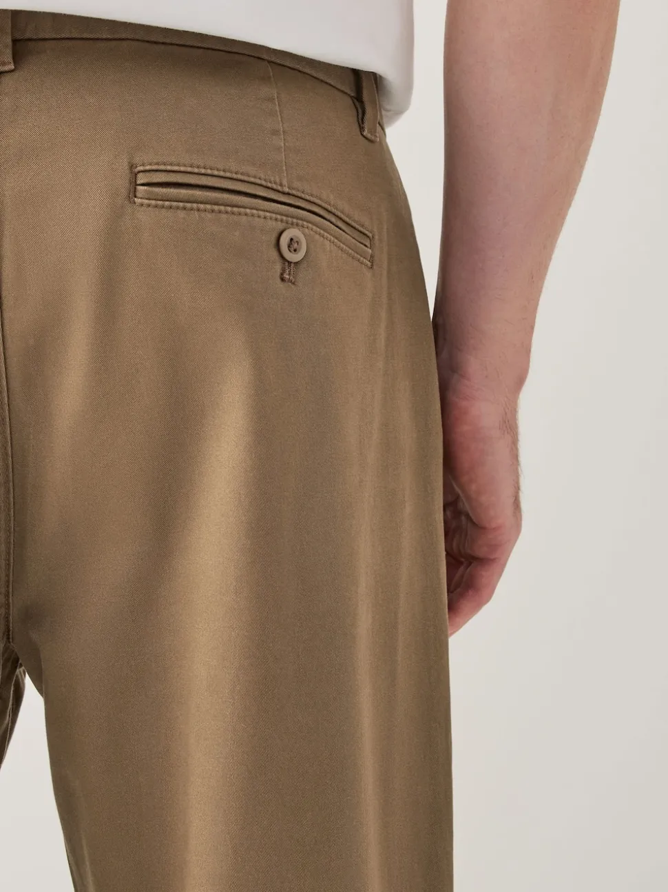 Tan Brown Regular Tapered Fit Single Pleated Stretch Chinos Trousers