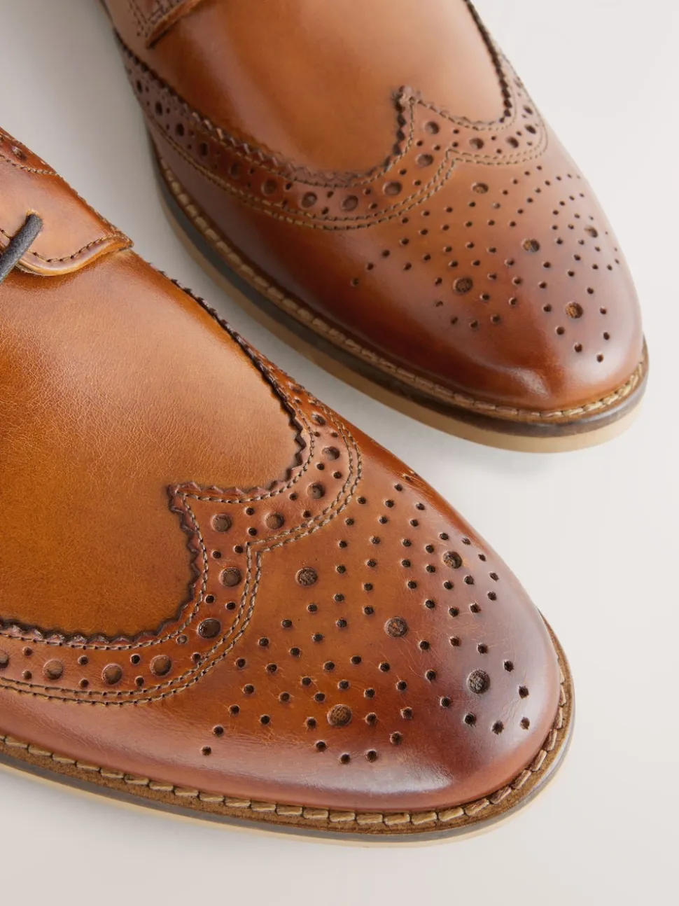 Tan Brown Standard Fit Leather Contrast Sole Brogue Shoes