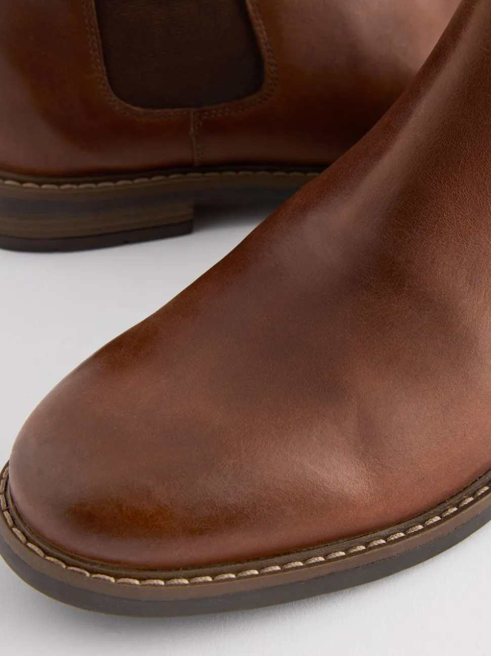 Tan Brown Waxy Leather Chelsea Boots