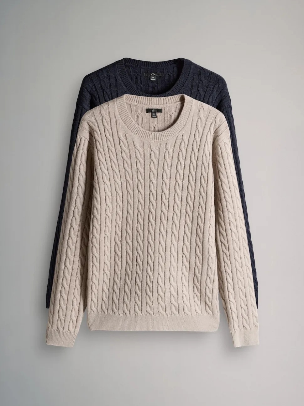 The Set 2 Pack Cable Knit Jumpers with Wool Navy Blue/Brown