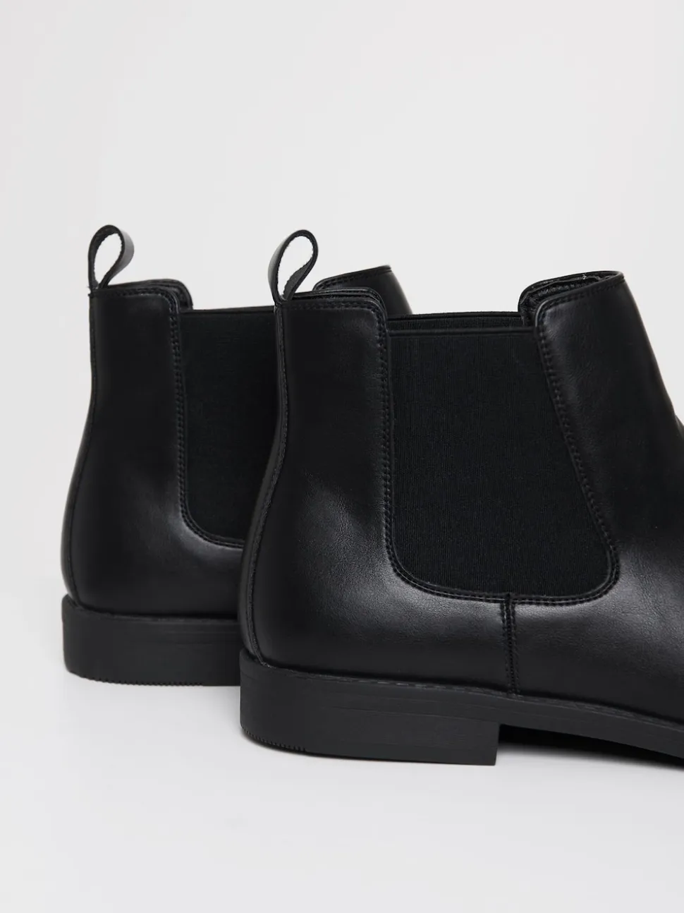 Threadbare Black Chelsea Boots