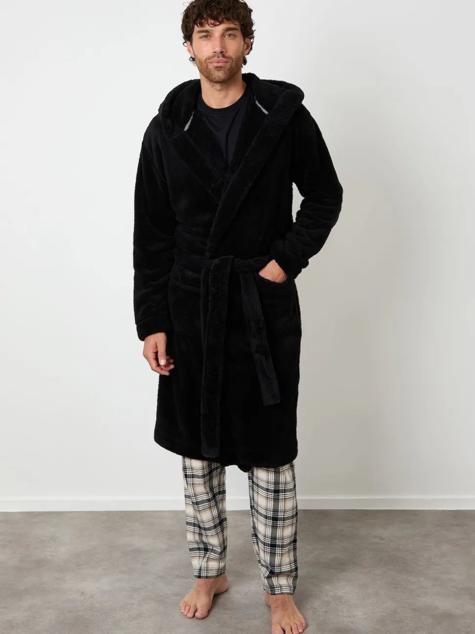 Threadbare Black Cosy Hooded Dressing Gown