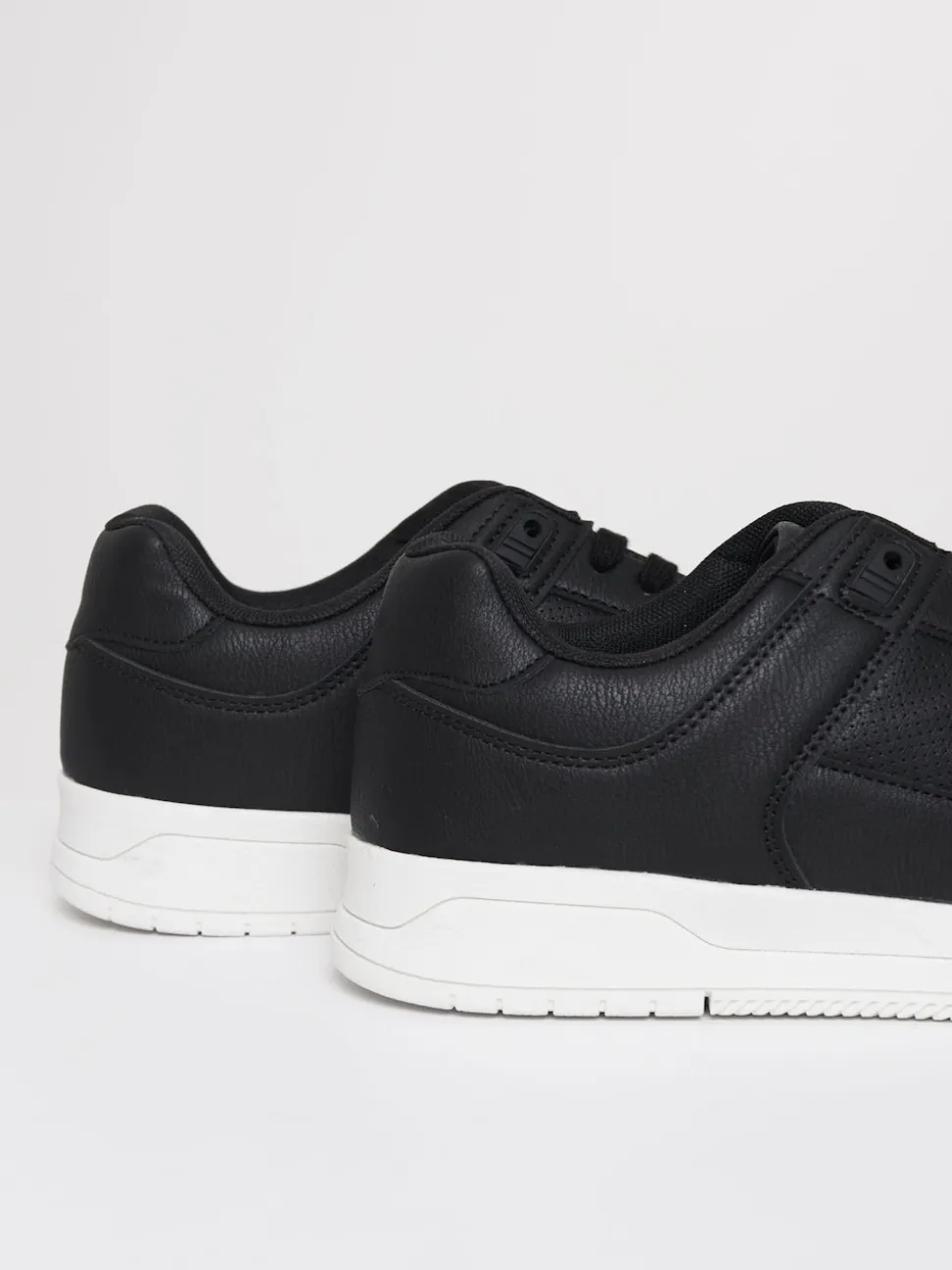 Threadbare Black Court Trainers