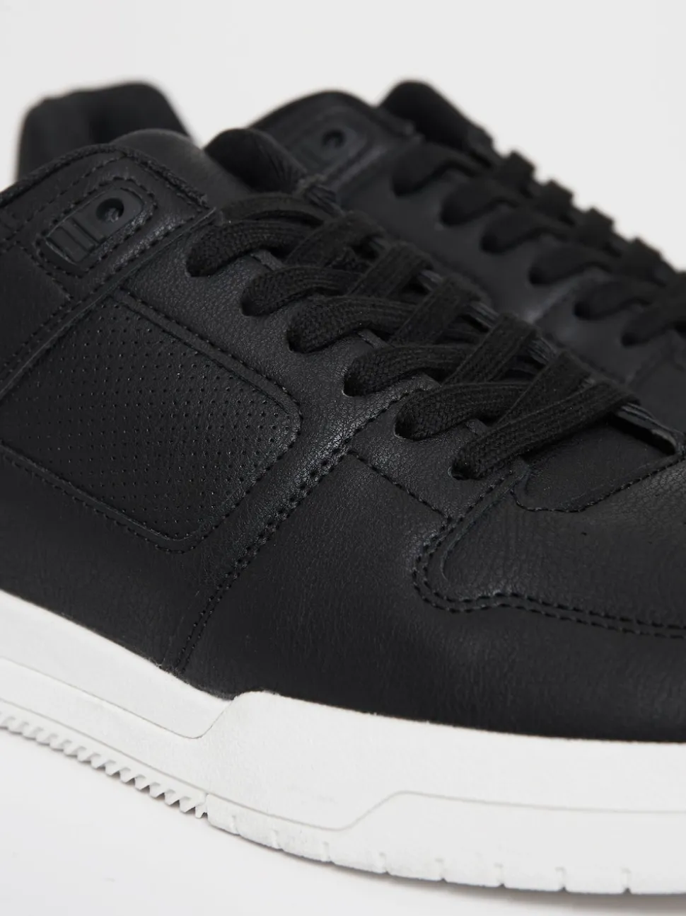 Threadbare Black Court Trainers