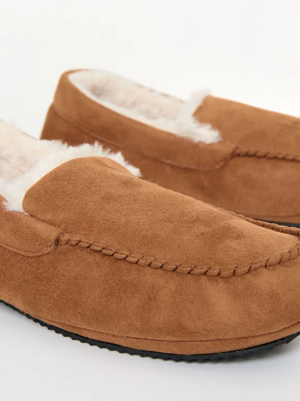 Threadbare Brown Faux Suede Faux Fur Lined Moccasin Slippers