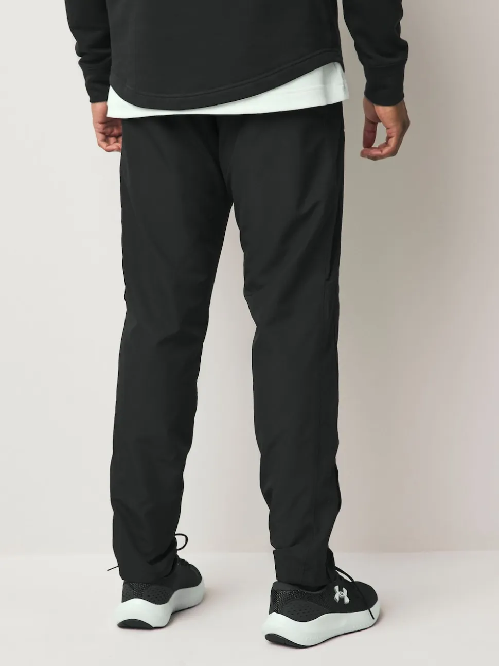 Under Armour Black Rival Woven Windbreaker Pant