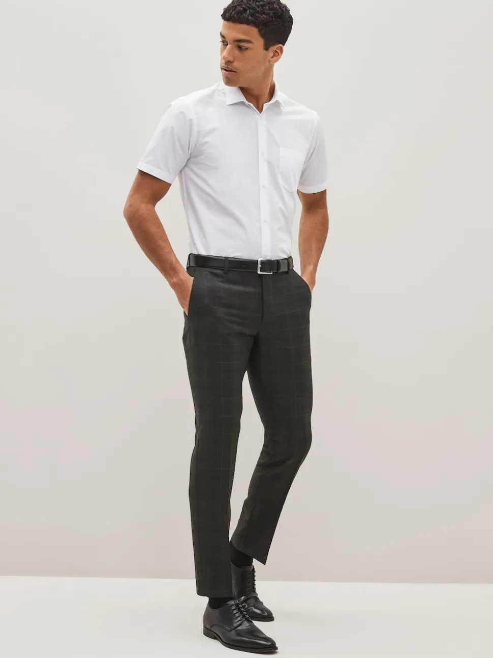 White Regular Fit Easy Care Smart Shirt