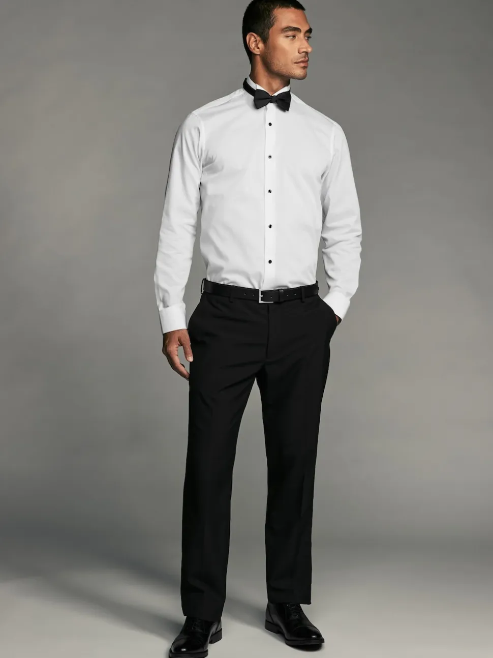 White Regular Fit Slim Fit Single Cuff Shirt With Wing Collar And Bow Tie Pack