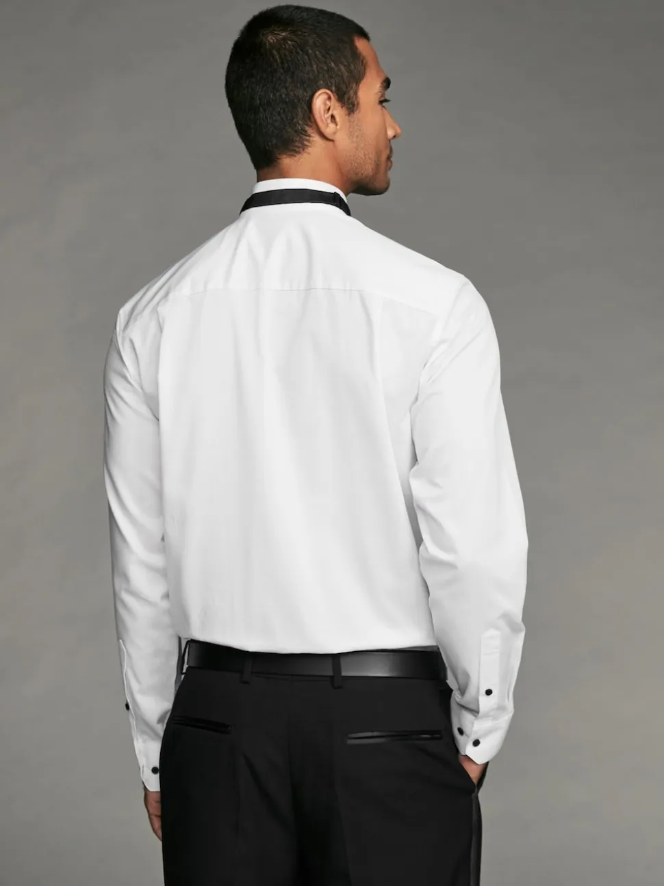 White Regular Fit Slim Fit Single Cuff Shirt With Wing Collar And Bow Tie Pack