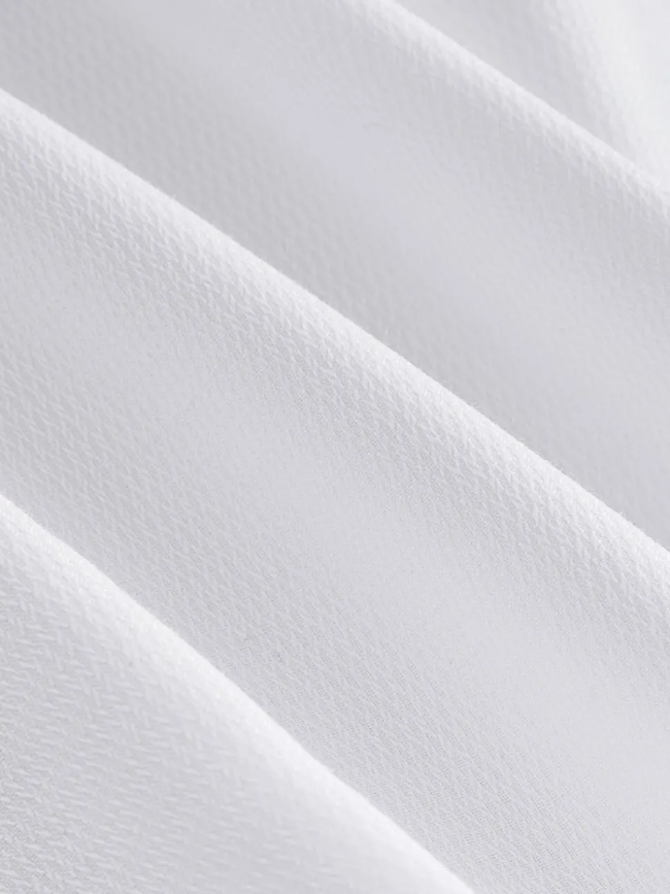 White Regular Fit Textured Wing Collar Dress Shirt
