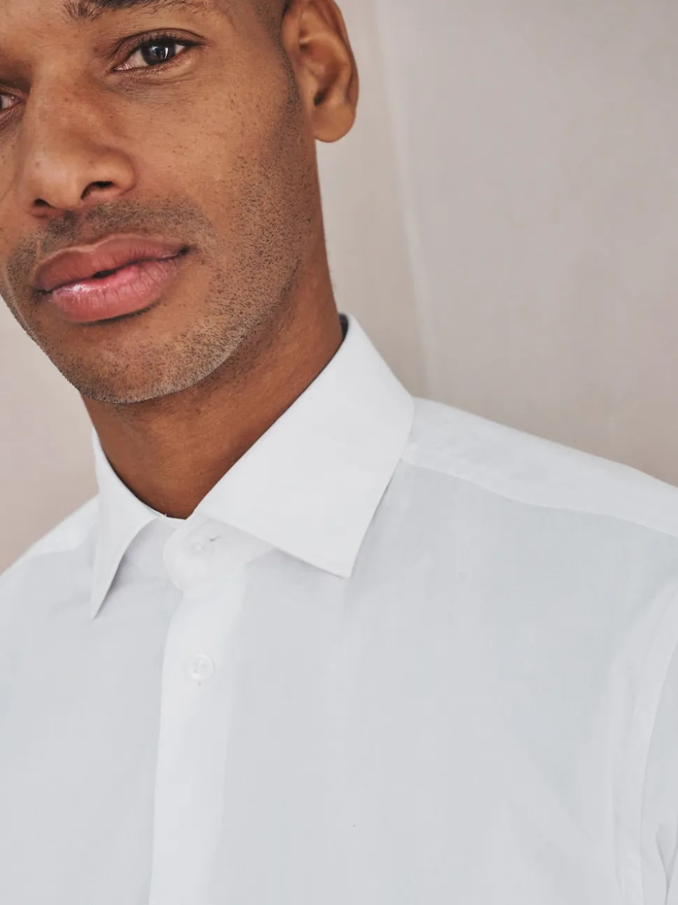 White Slim Fit Cotton Stretch Long Sleeve Formal Shirt