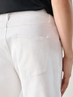 White Slim Fit Essential Stretch Jeans